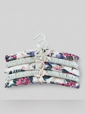 Floral Satin Padded Clothes Hangers Set of 5 Cream Bow Closet Boutique Hangers
